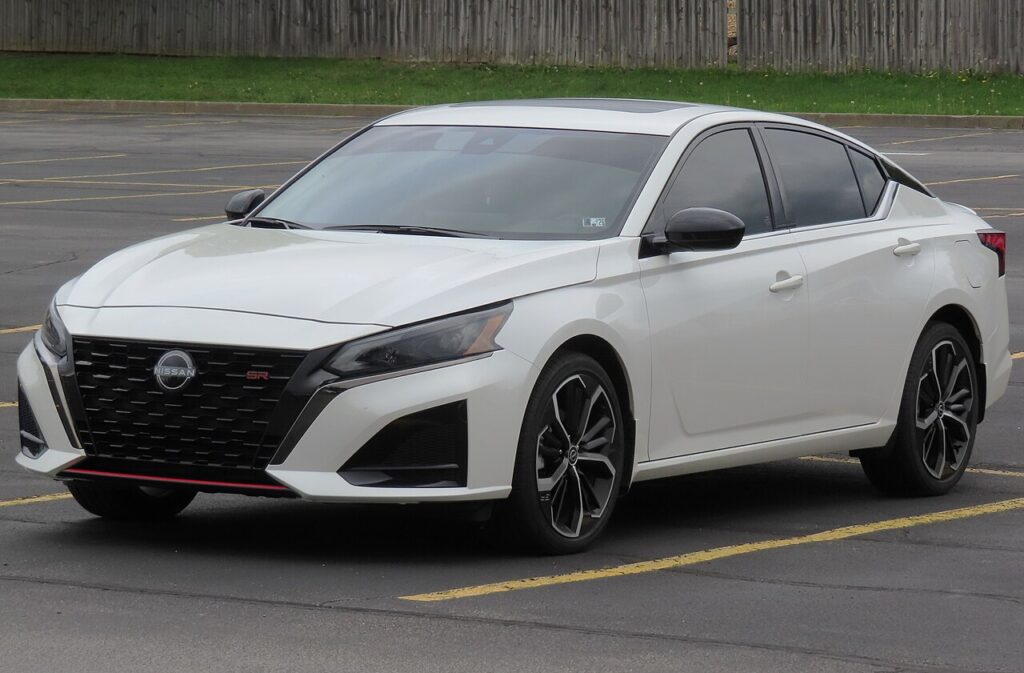Nissan Altima price