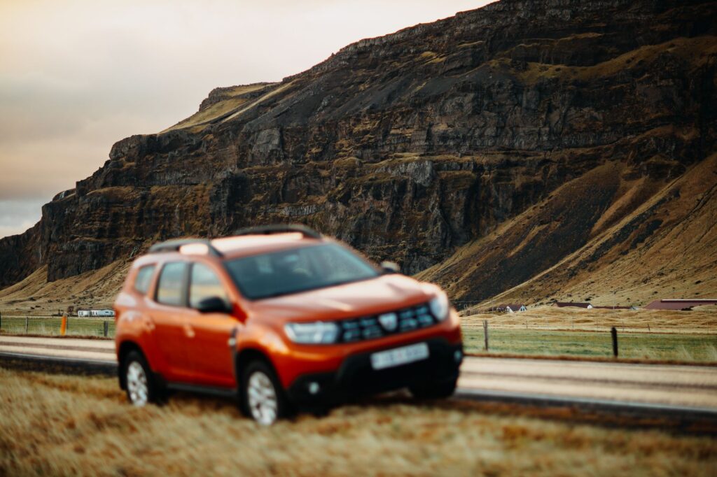 Renault Duster Hybrid features